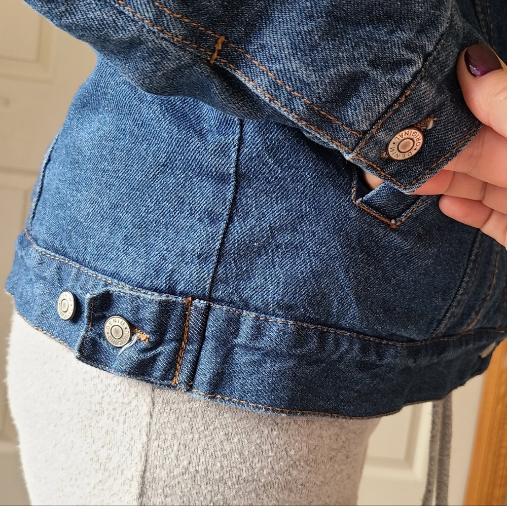 Distortion jean jacket - Picture 7 of 9